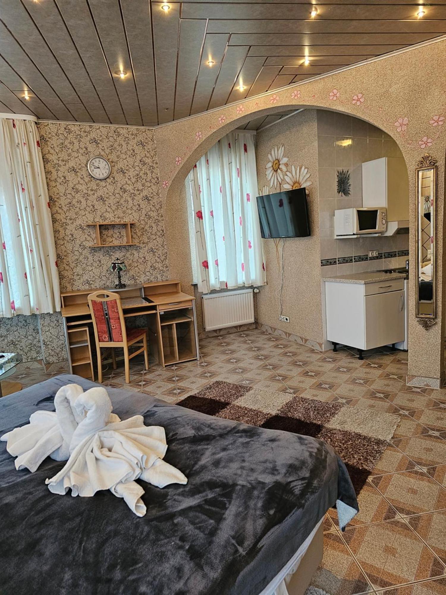 Hotel Tenne Viernheim Esterno foto